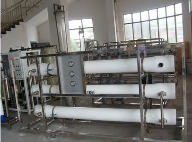 जल उपचार रिवर्स ऑस्मोसिस यूनिट 1.4m3 / H की क्षमता के साथ
