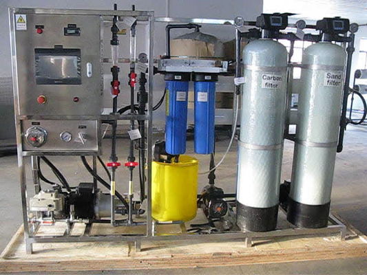 60HZ रिवर्स ऑस्मोसिस वाटर ट्रीटमेंट प्लांट डिसेलिनेशन 6Mpa प्रेशर